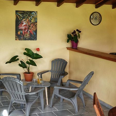 Les Gites Orchidees Bel'O Capesterre-Belle-Eau Habitación foto