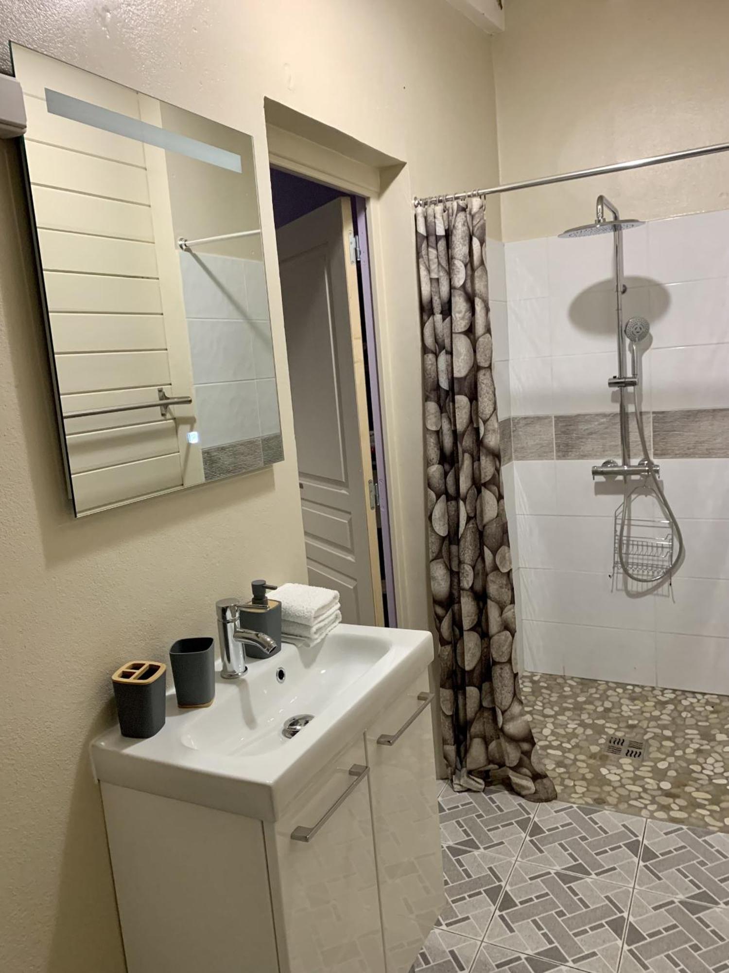 Les Gites Orchidees Bel'O Capesterre-Belle-Eau Habitación foto